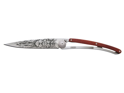 Bei Schalks Jagd finden Sie eine große Auswahl an Deejo Messern, hier ein Deejo Messer 37g Löwenkopf über die ganze Klinge und ein schöner Griff ausKorallenholz.